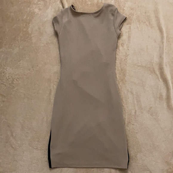 Classy dress🤎 - Picture 2 of 3